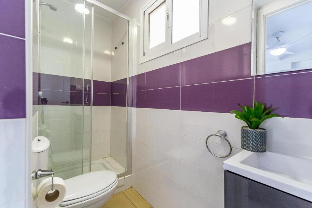 Seaside Boutique Apartment Фуeнхирола Екстериор снимка