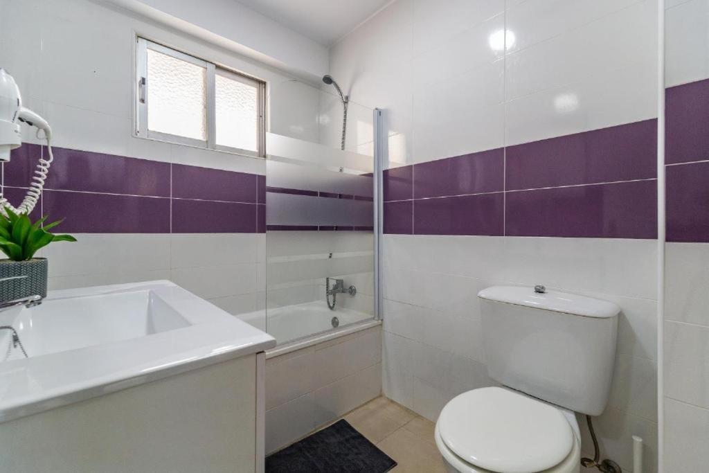 Seaside Boutique Apartment Фуeнхирола Екстериор снимка