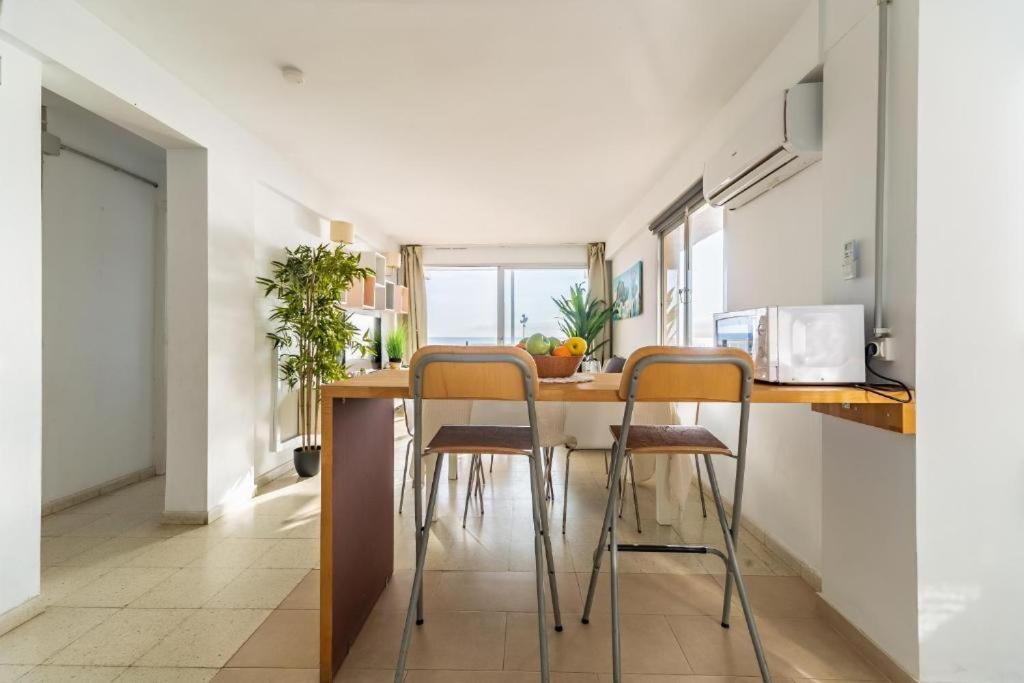 Seaside Boutique Apartment Фуeнхирола Екстериор снимка