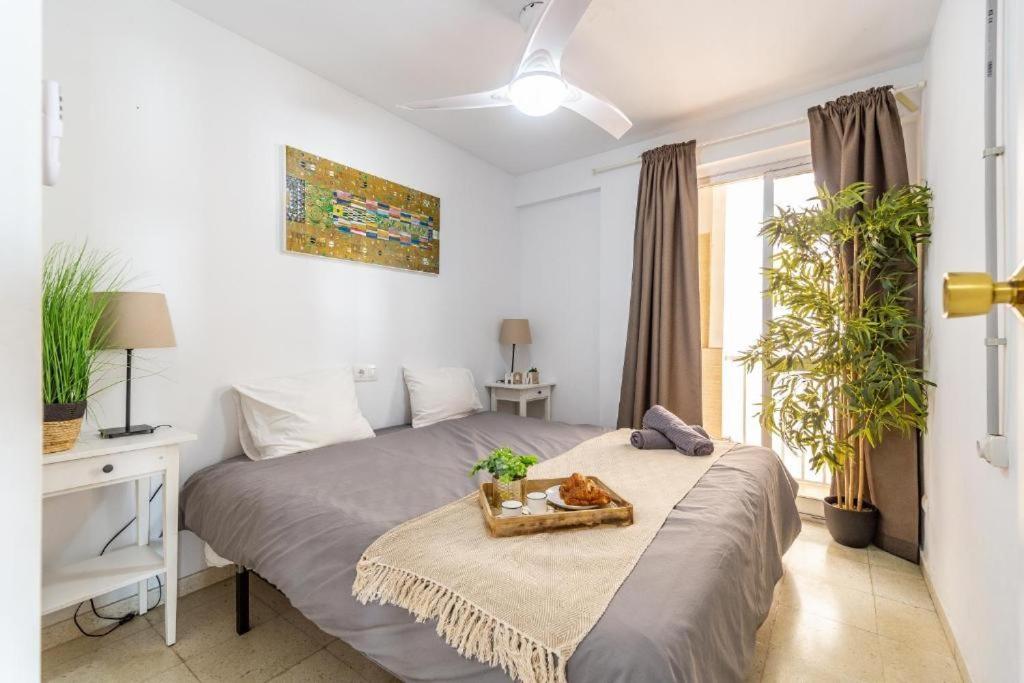Seaside Boutique Apartment Фуeнхирола Екстериор снимка